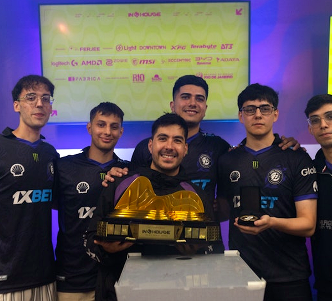 Игроки 9z во время напряжённого полуфинала XSE Pro League Guangzhou 2026