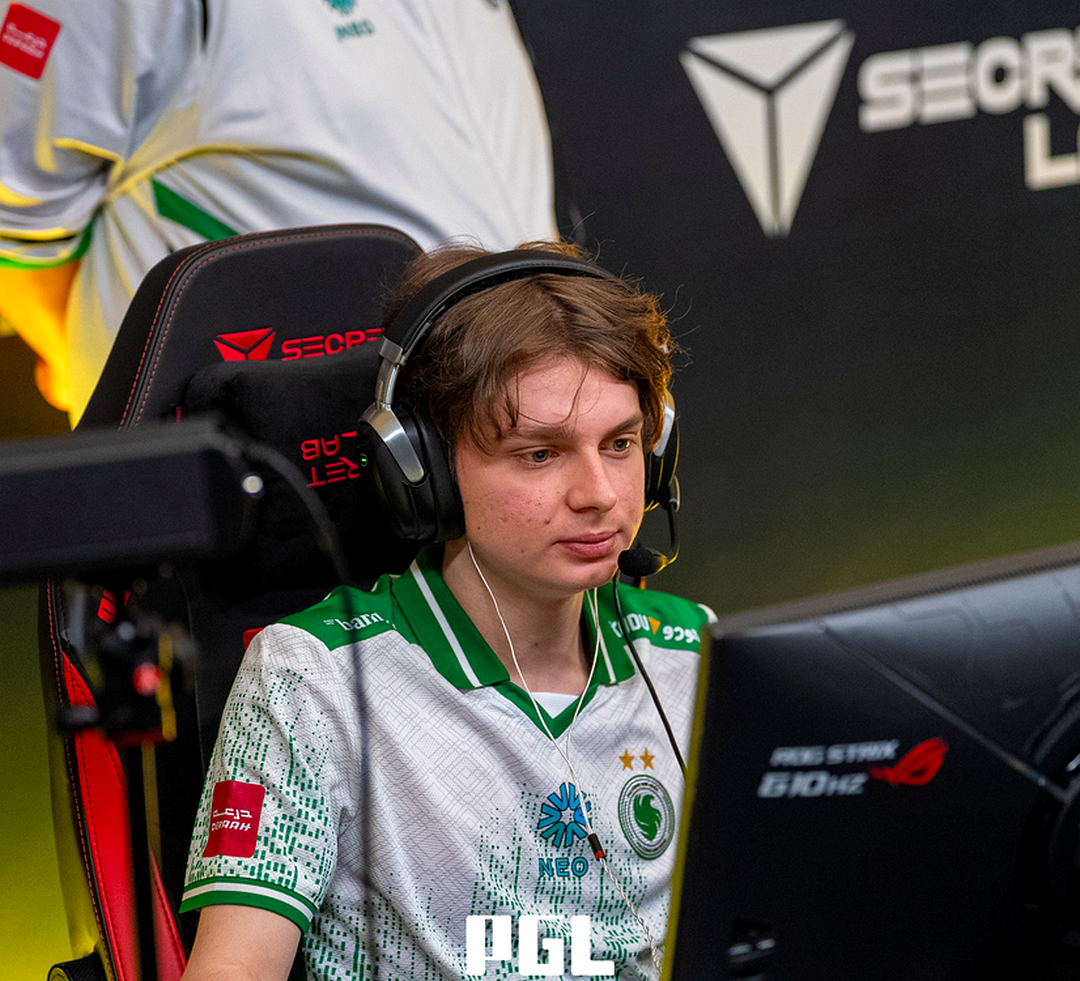 kyousuke на тренировке Falcons перед матчем по CS2