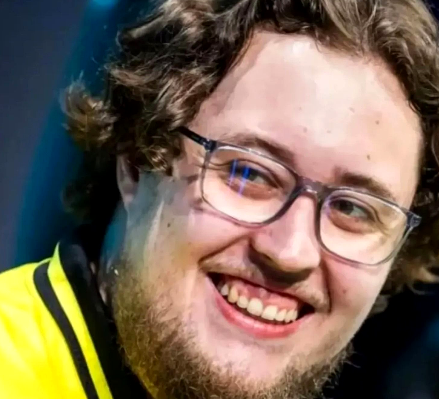 Крупный план ZywOo во время матча за Team Vitality