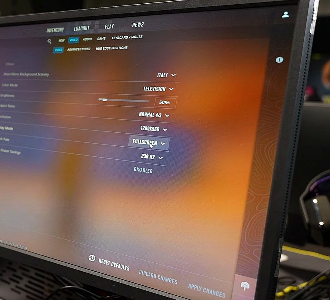 Экран настроек видео в Counter-Strike 2 на игровом мониторе