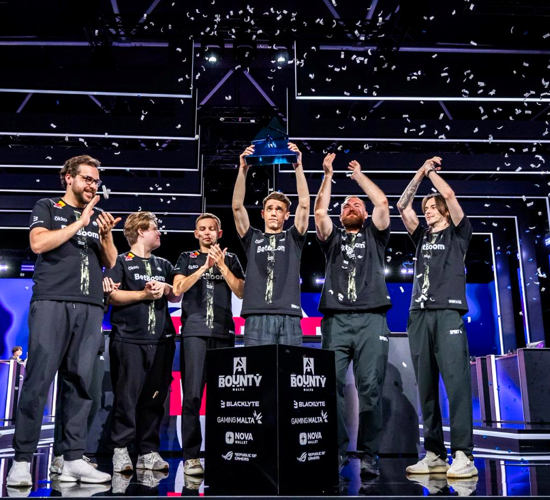 Атмосфера матча BLAST Bounty 2026 Season 2 по CS2