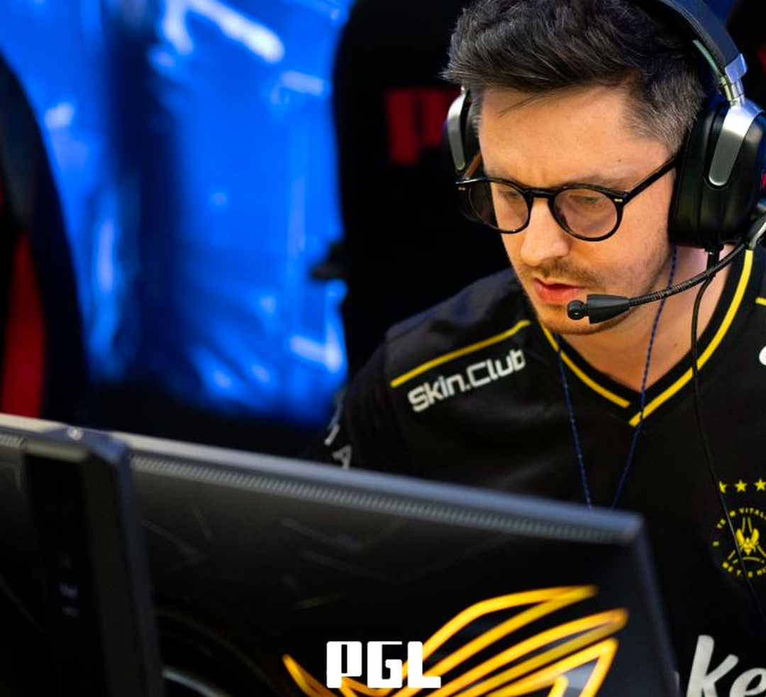 Капитан Vitality apEX во время матча по CS2