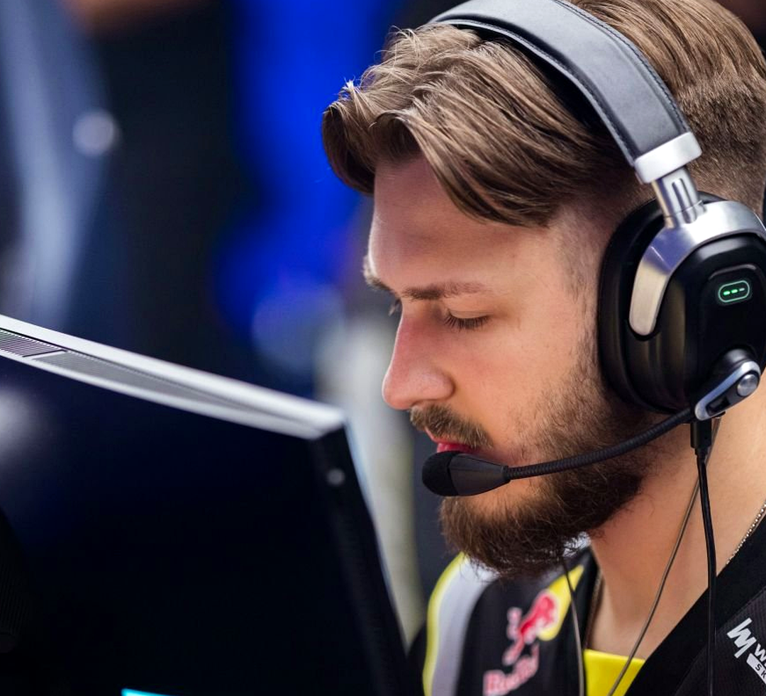 jL перед турниром по Counter-Strike 2