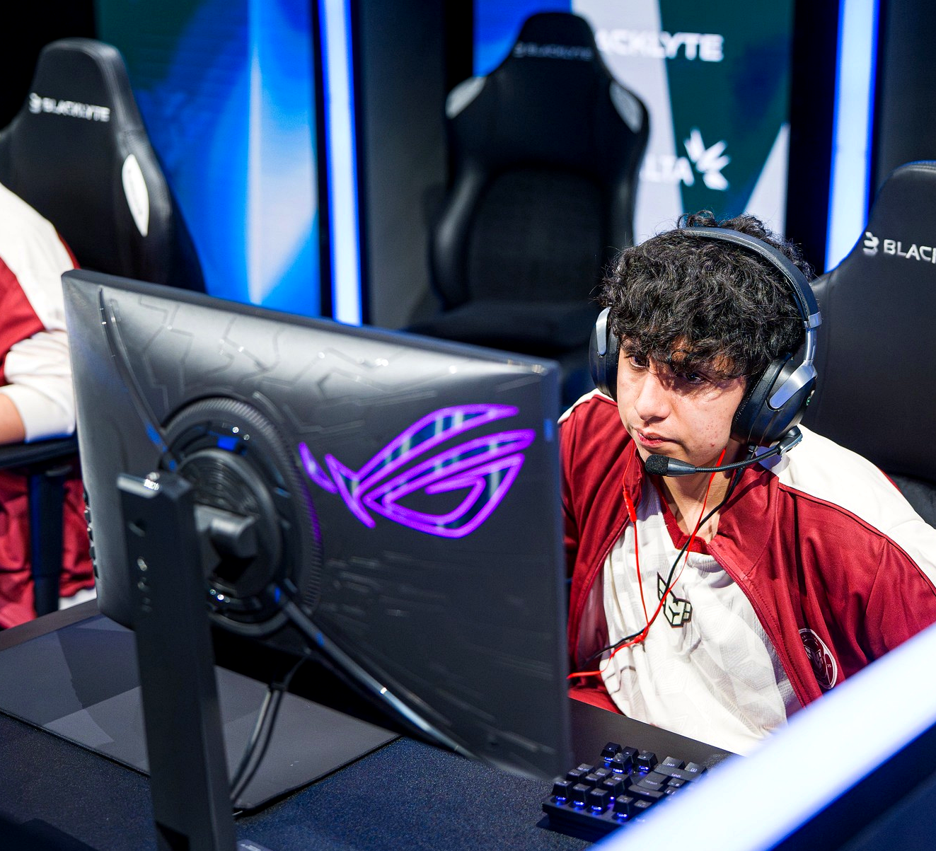 TaiLung покидает сцену турнира Dota 2