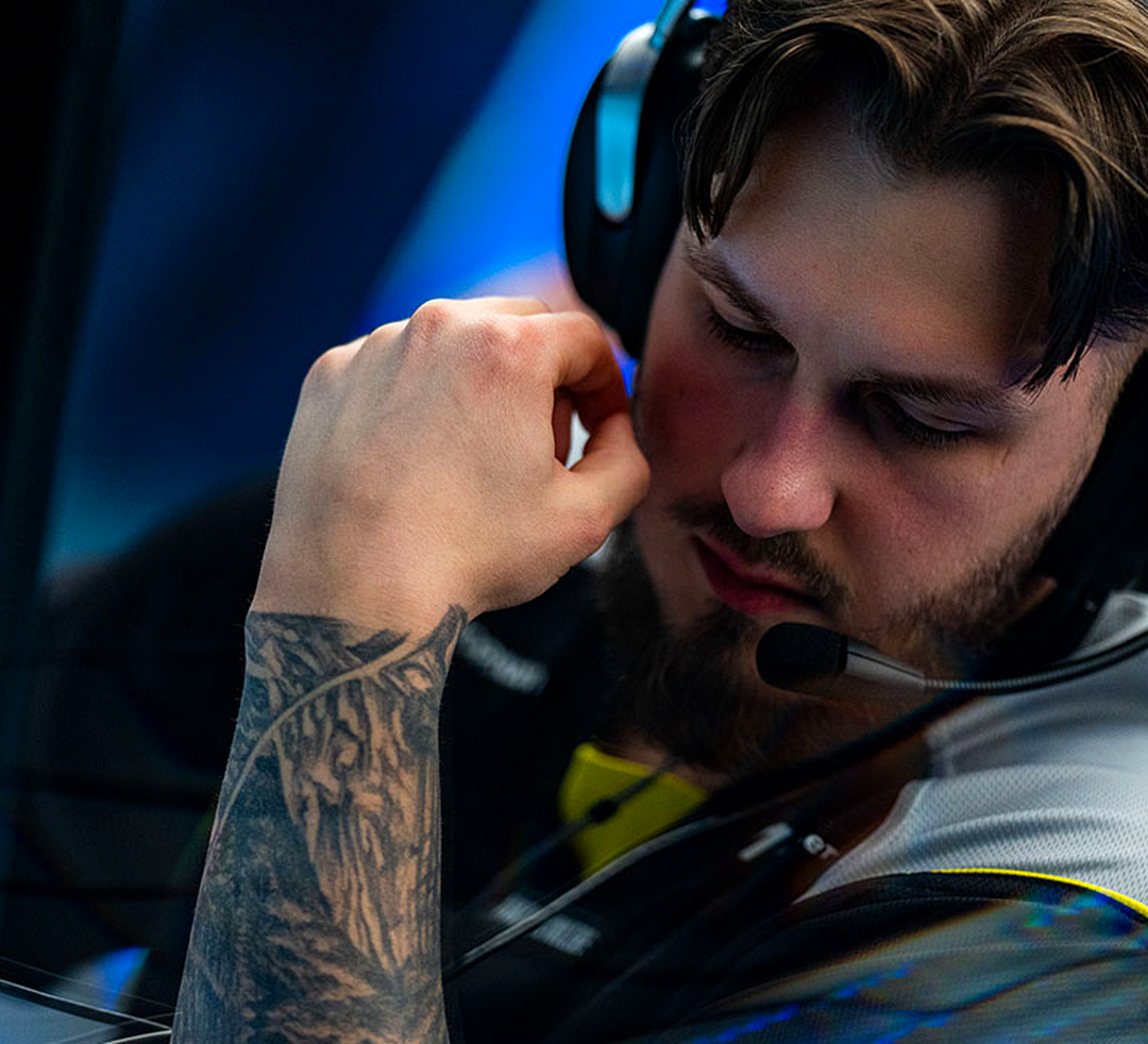 jL на арене турнира по Counter-Strike 2