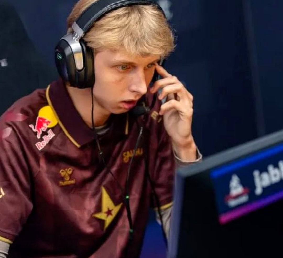 Игроки Astralis перед матчем EWC 2026 по CS2.