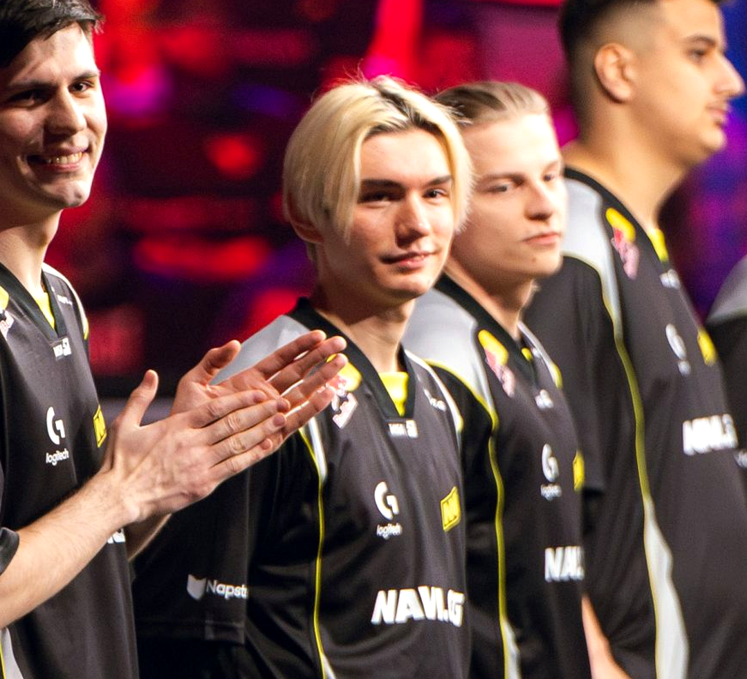 Состав Natus Vincere на паузе во время матча CS2