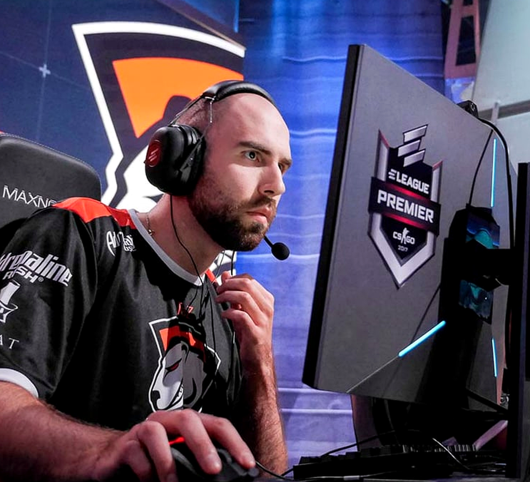 TaZ на турнире по Counter-Strike в период выступлений за Virtus.pro.