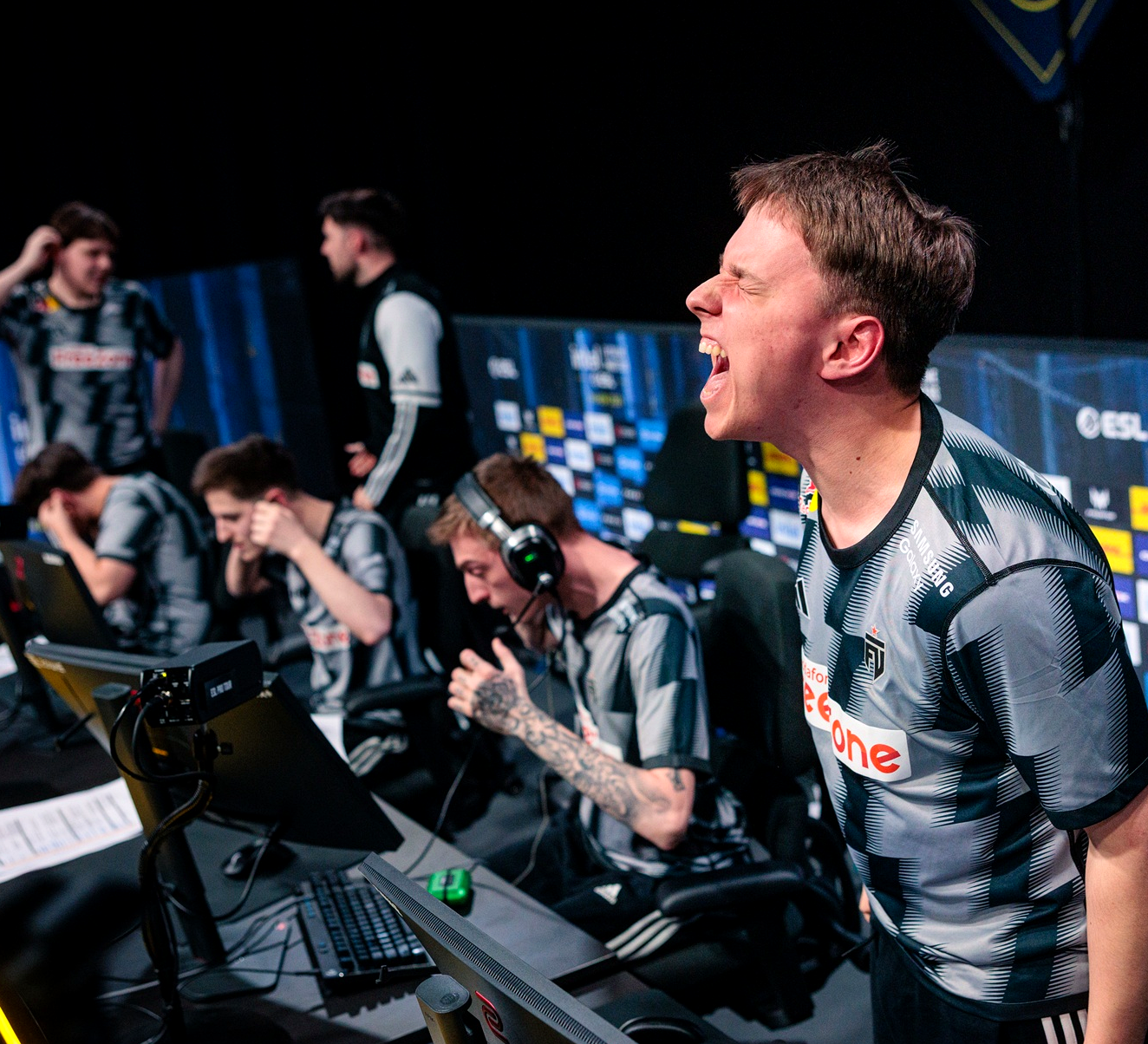 Игрок FUT Esports во время гранд-финала CS2 против Team Spirit.