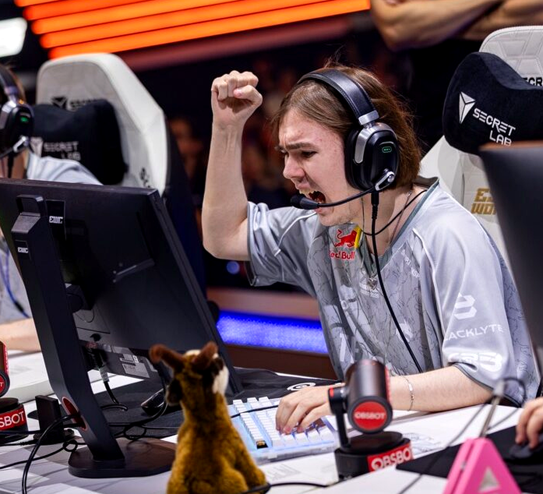 Данил donk Крышковец во время матча Team Spirit по CS2