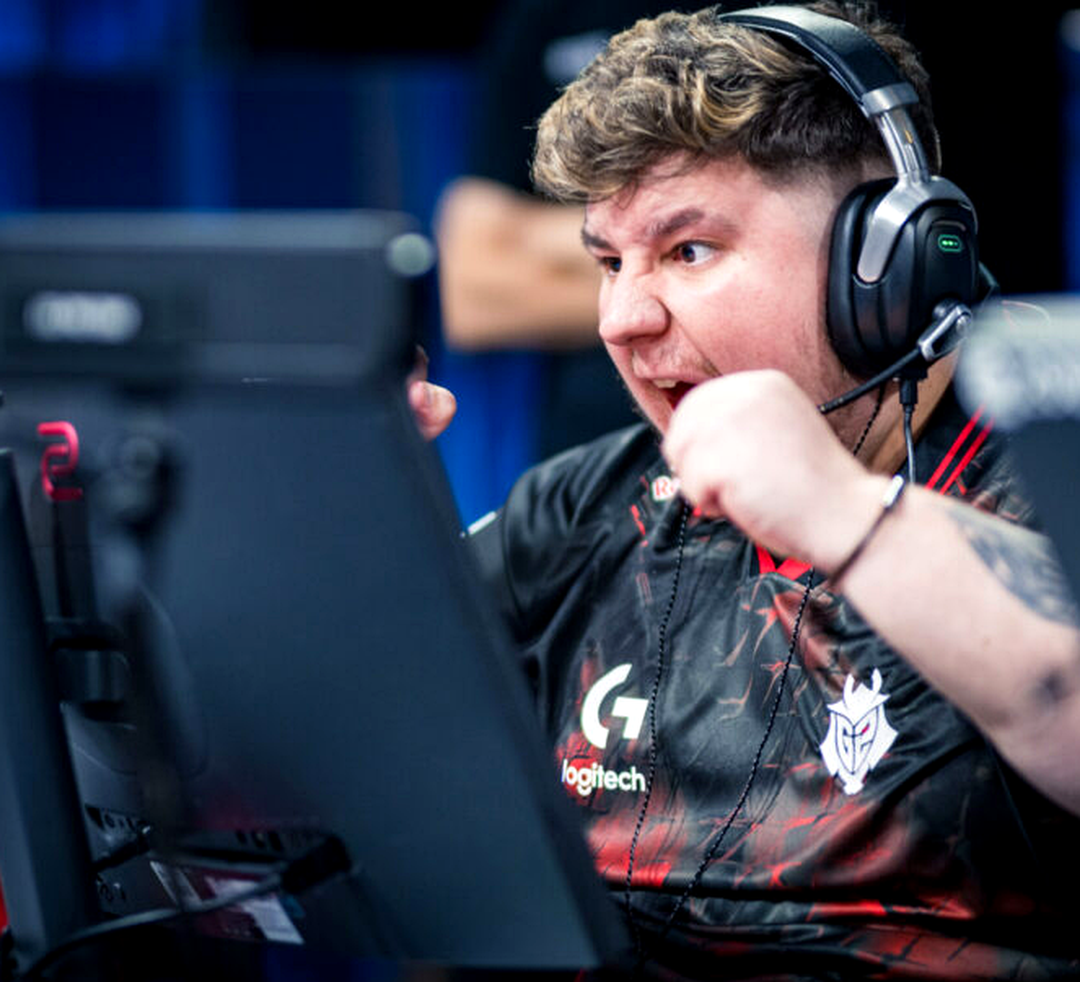 Игроки G2 Esports и Astralis перед матчем на турнире по CS2