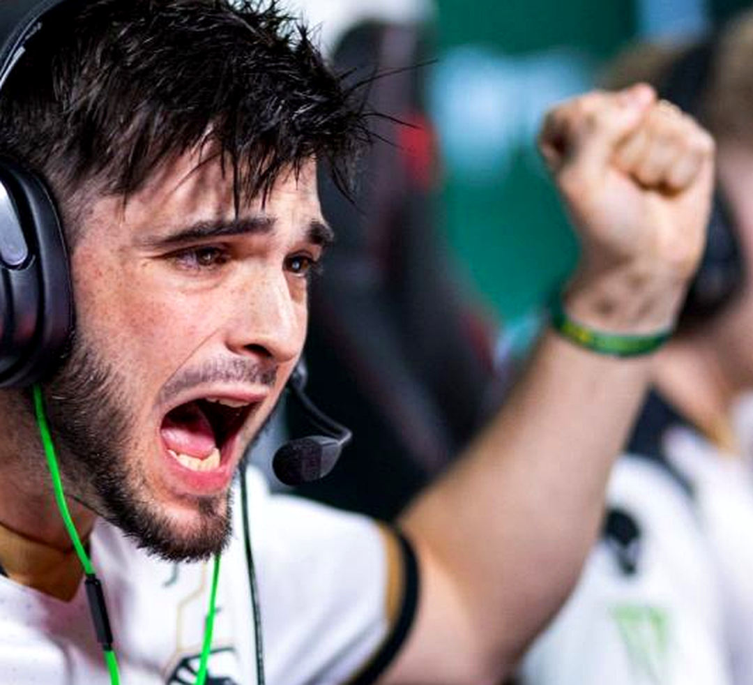Ришар shox Папийон на Counter-Strike LAN-турнире