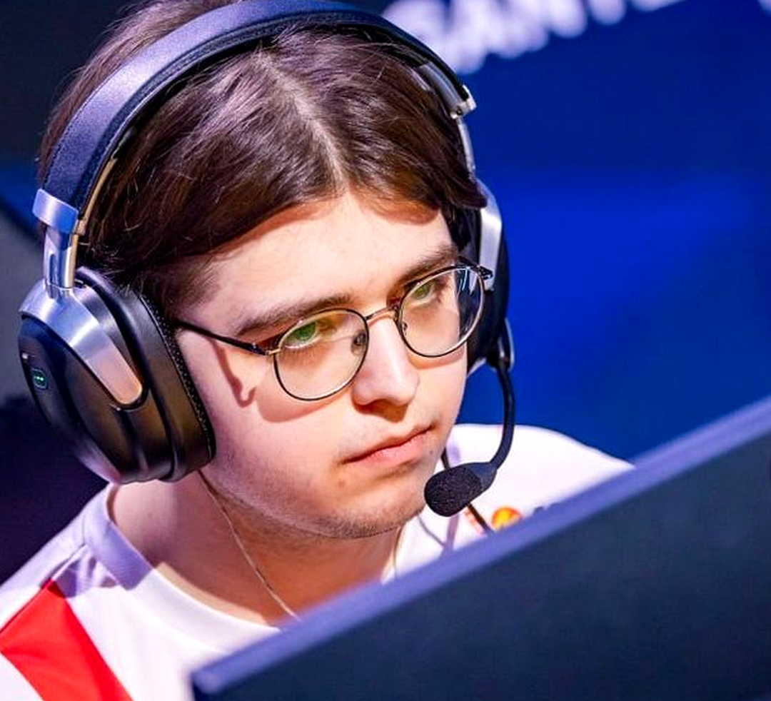 Magnojez во время матча по Counter-Strike 2