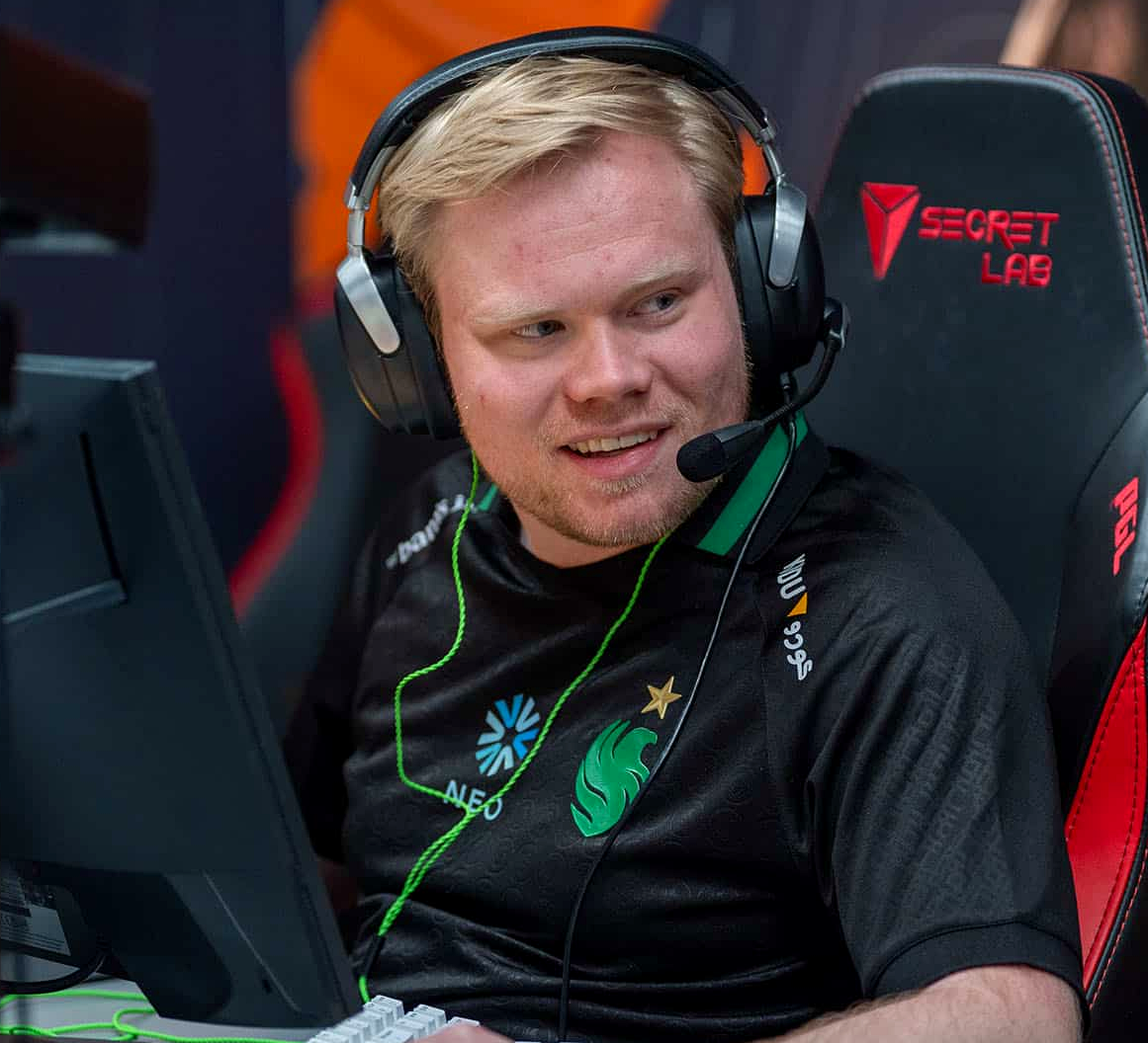 Magisk разбирает записи матчей во время подготовки