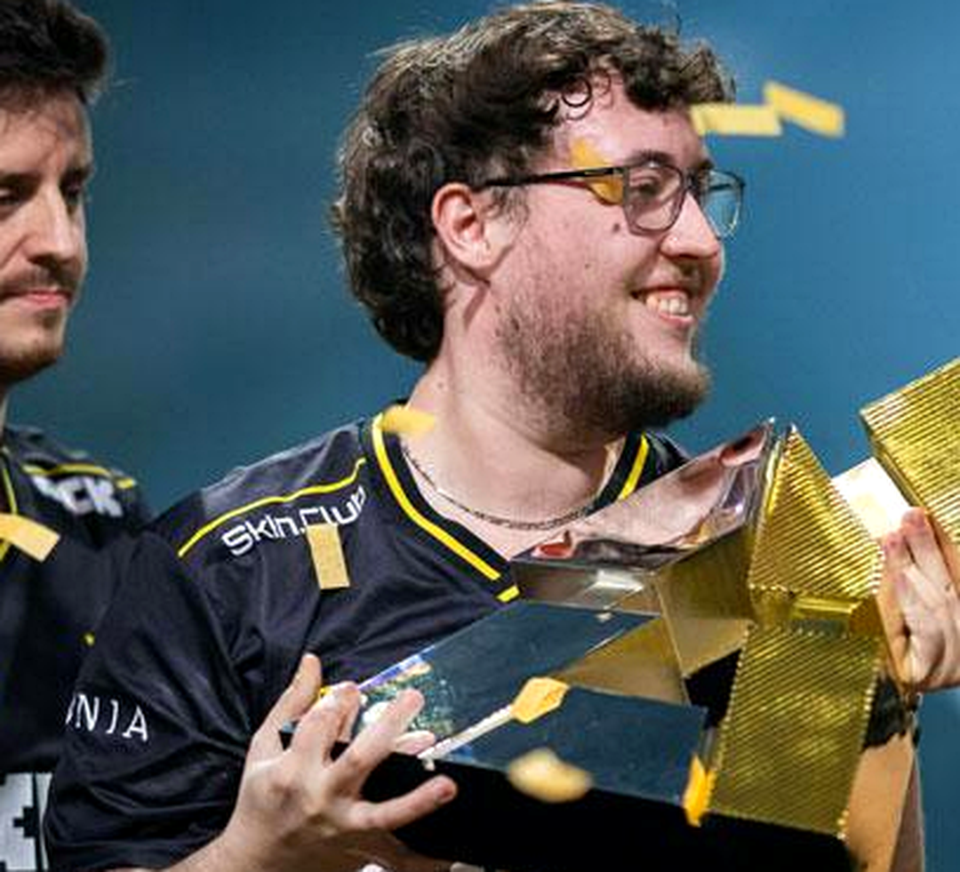 ZywOo во время матча Team Vitality по Counter-Strike 2