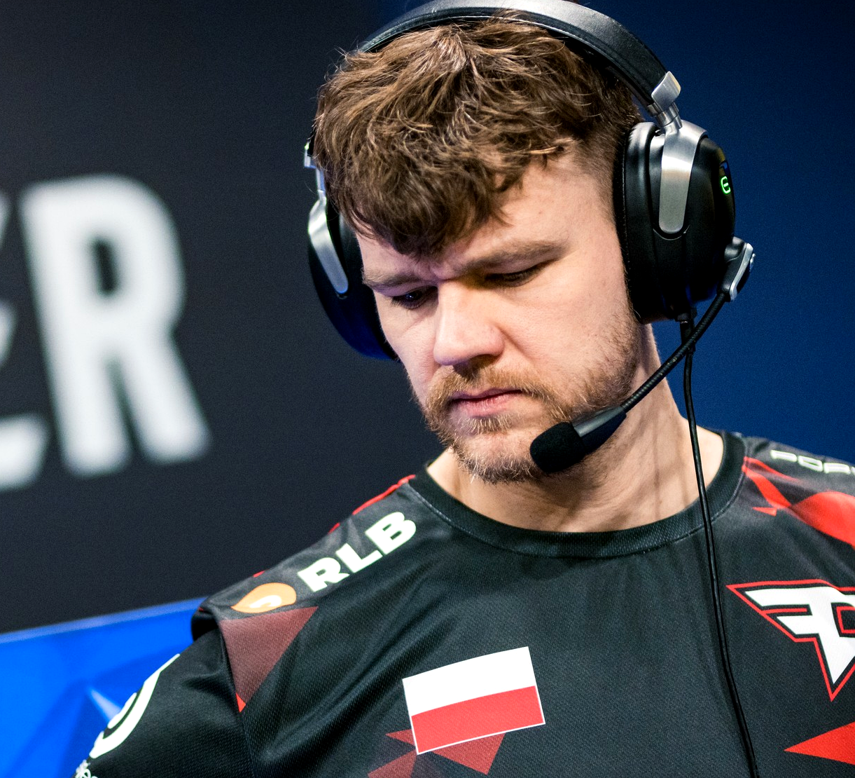 NEO и TaZ на турнире по Counter-Strike