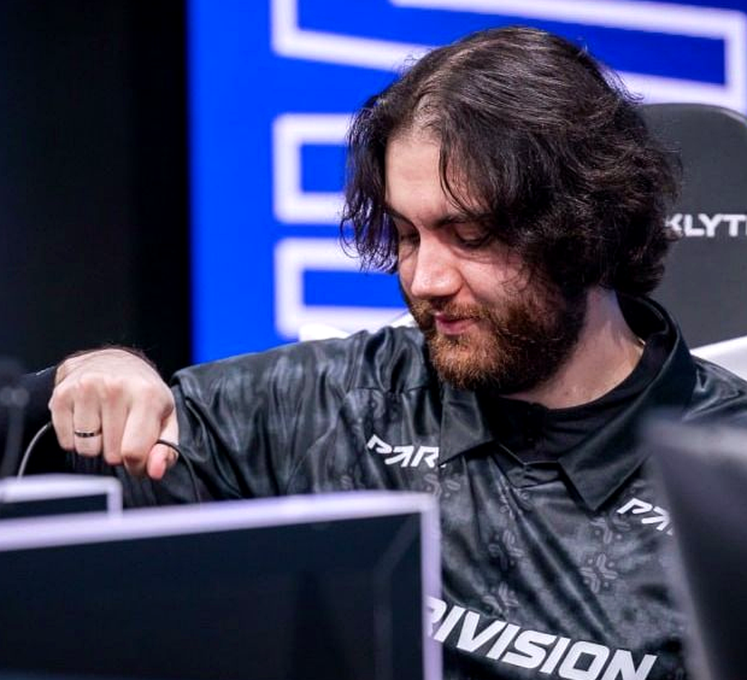 Состав PARIVISION в матчевой зоне турнира по CS2
