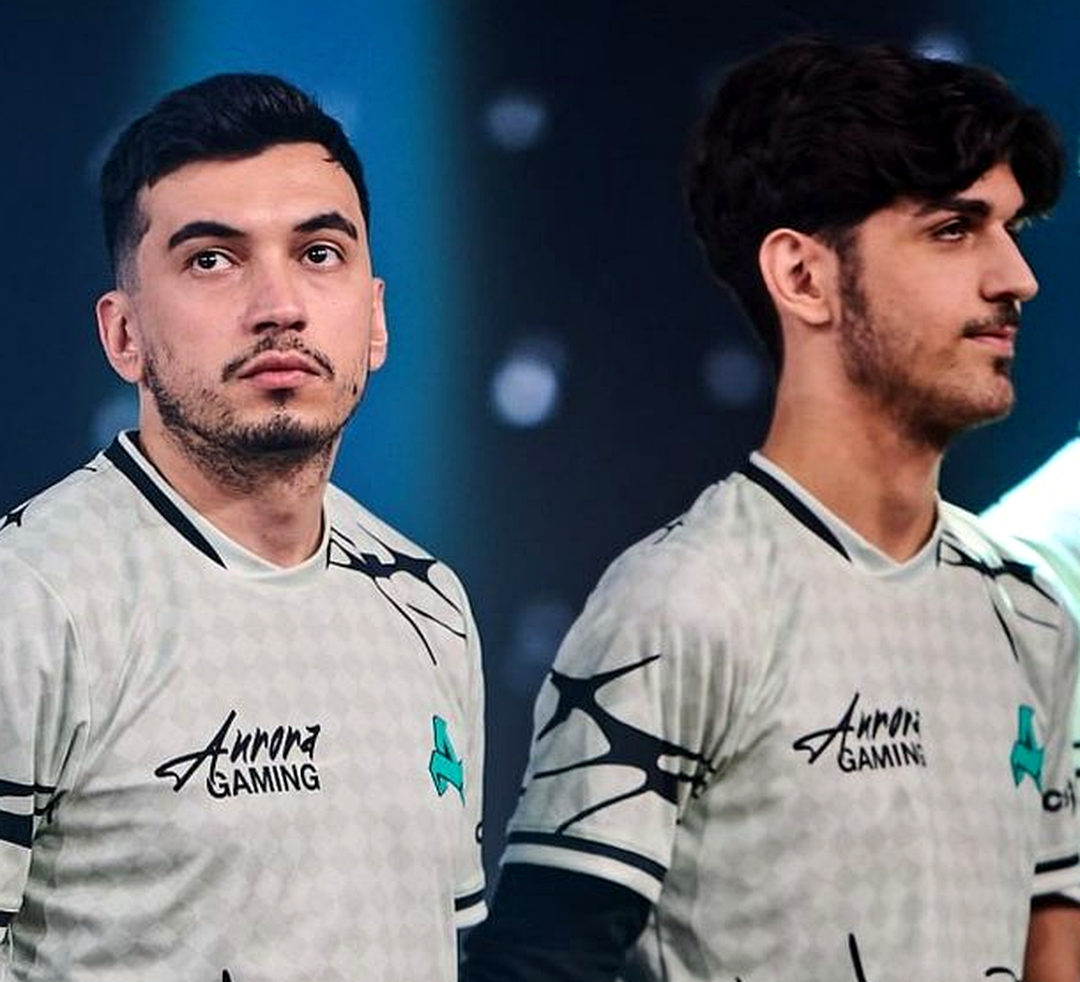 Игроки Aurora после полуфинала Thunderpick World Championship