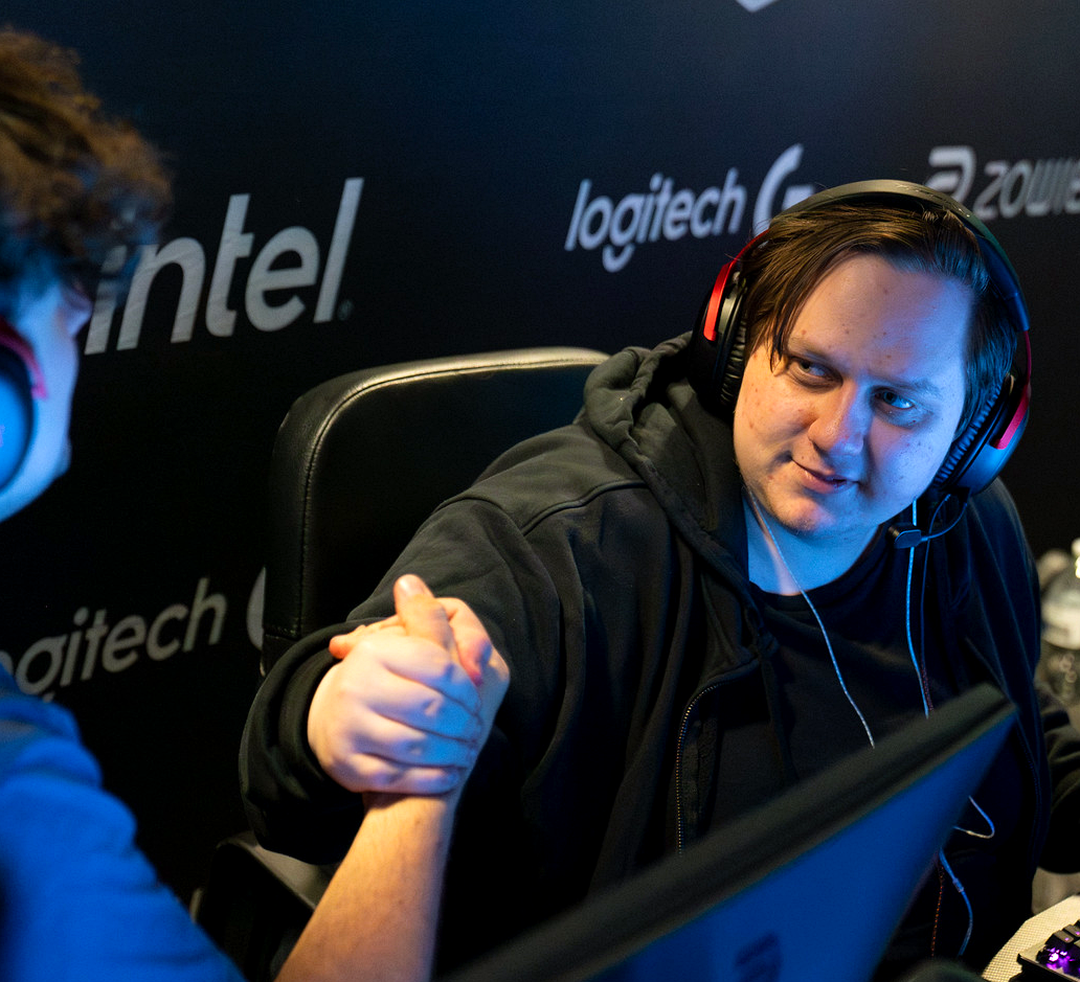 Матч CS2 на LAN-турнире, важный для рейтинга VRS