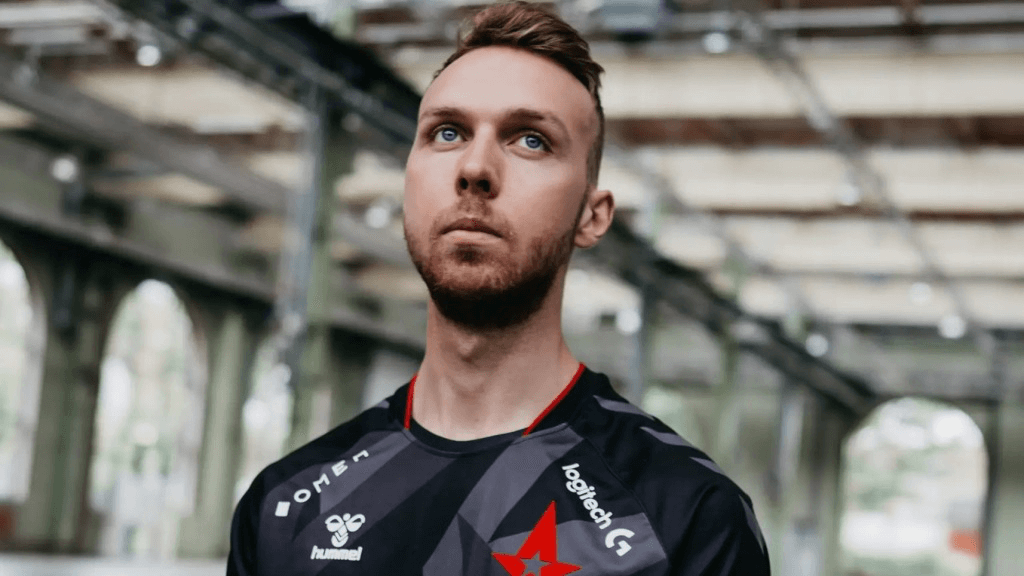 gla1ve станет тренером 100 THIEVES