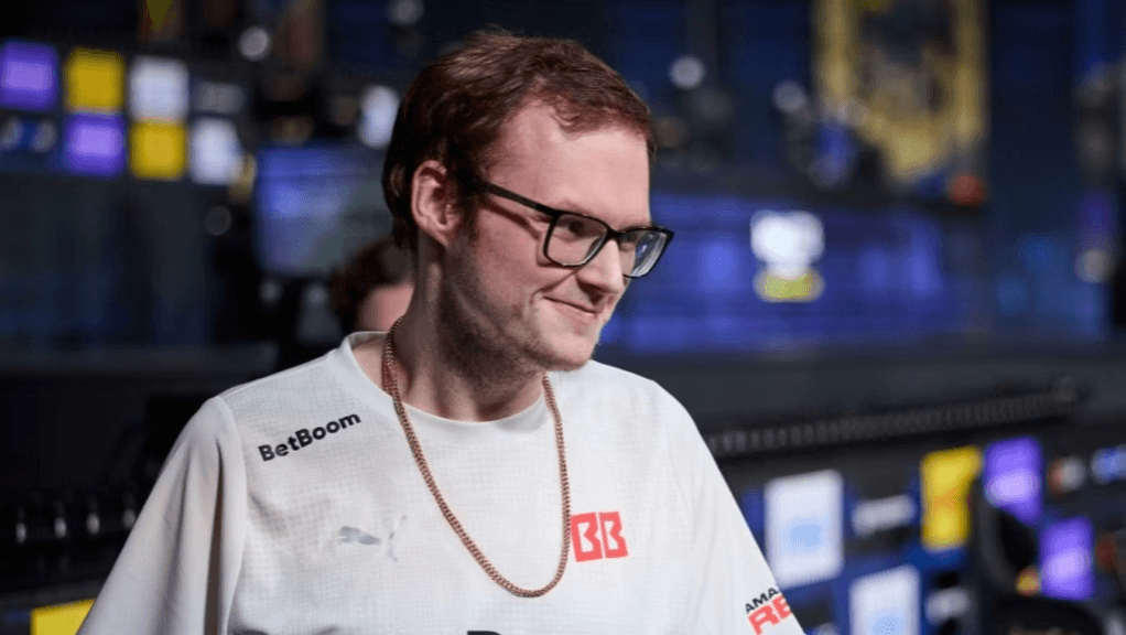 Заработай 200 000₽ на плей-офф IEM Cologne Major 2026