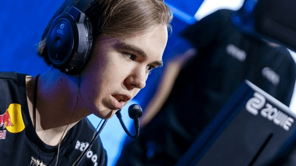 Низкий рейтинг в CS2: почему donk, ZywOo и molodoy почти не тащат карты